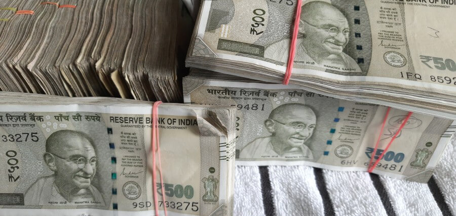 Indian Rupee rose 8 paise to 84.38 Against US dollar as Crude Prices Slid